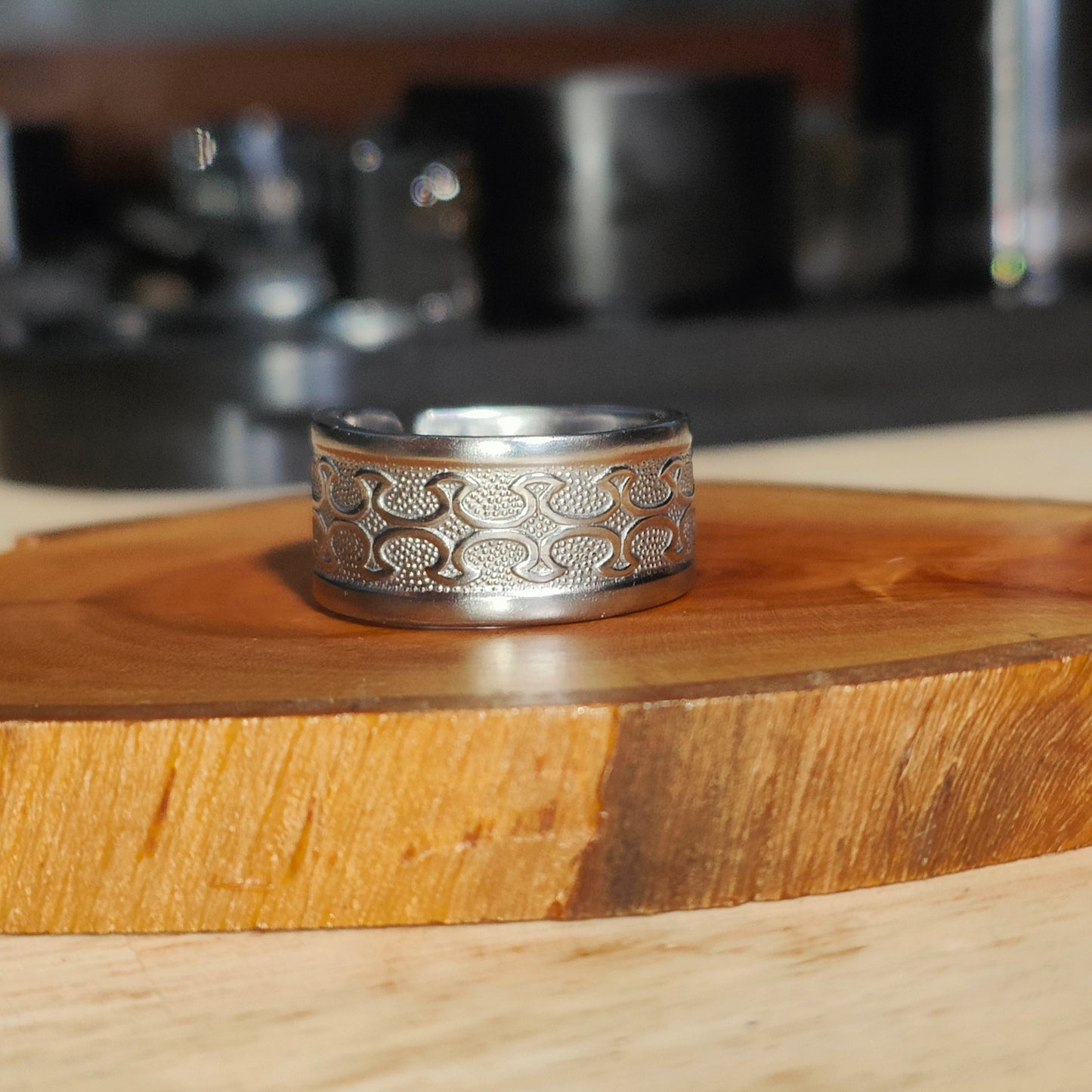 π Delphi β Ring of Echoed Wisdom