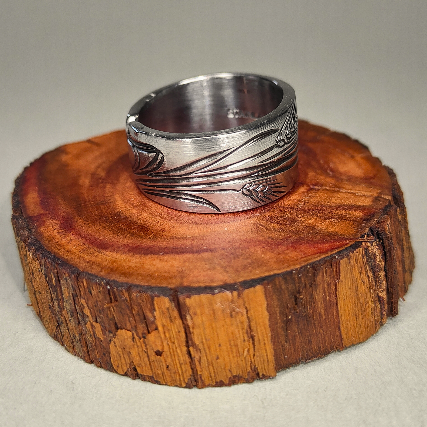 🌾Virel – Ring of Yielding Strength