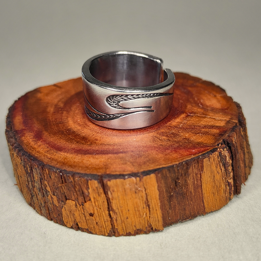 🌹Avenya – Ring of Steadfast Bloom