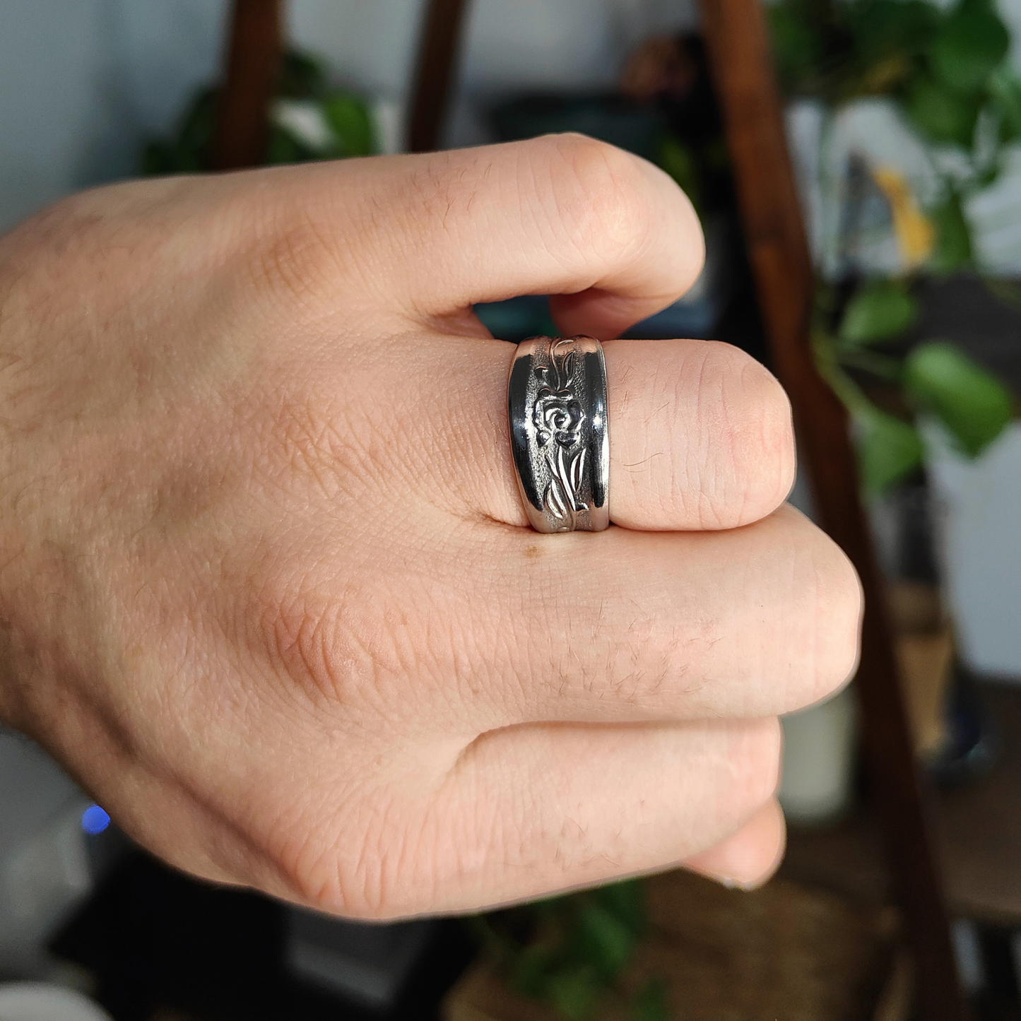 🌸 Elira – Ring of Floral Resolve