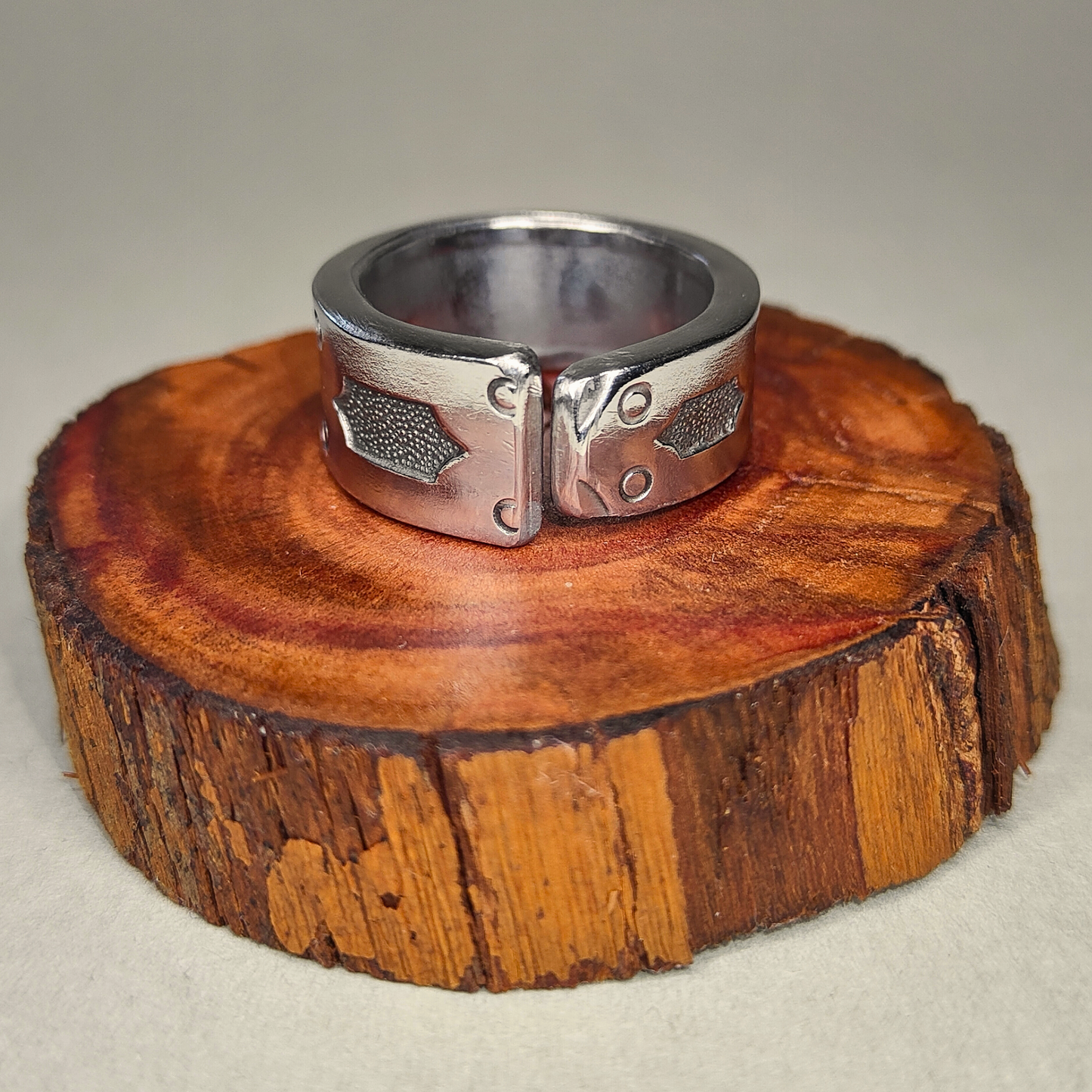 🛠️Forge – Ring of Pressed Steel