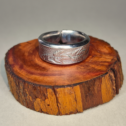 🍂Tavari – Ring of the Wildness
