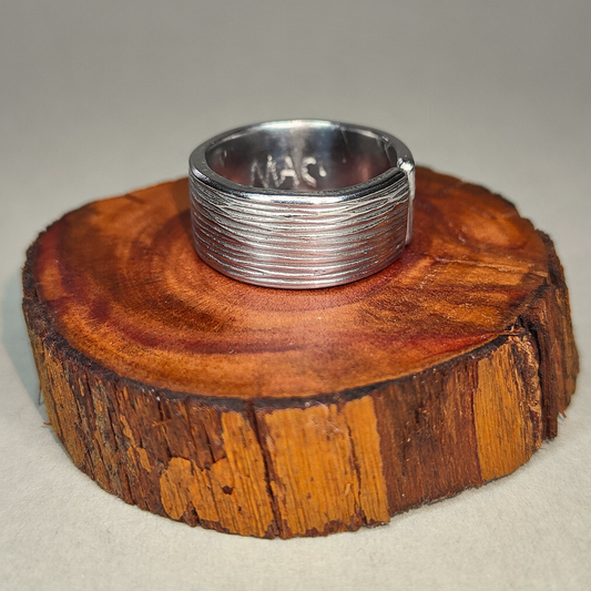 🧊 Ouro – Ring of Quiet Motion