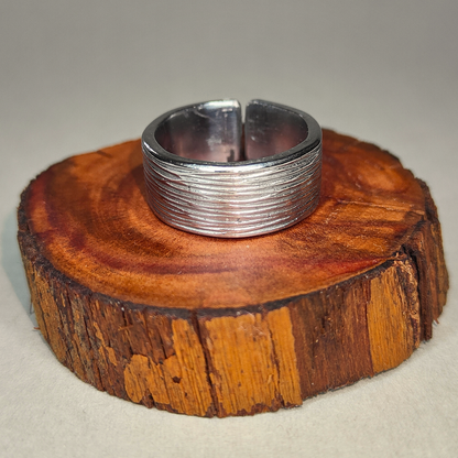 🧊 Ouro – Ring of Quiet Motion